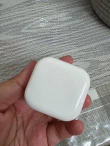 Apple Adapter