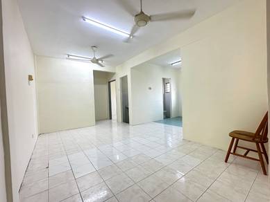Flat For Rent in Taman Merbok