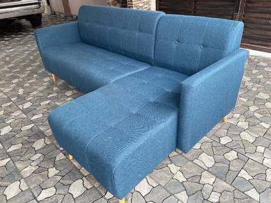 SBT Carsten Sofa with 6 Wooden Leg

