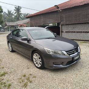 Honda Accord VTi-L in Senggarang, JHR