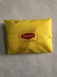 Hand carry bag can fold into pouch