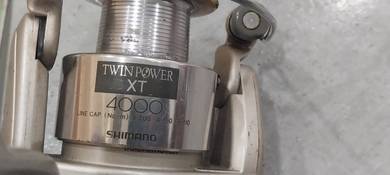 Shimano TwinPower XT 4000 Spinning Fishing Reel