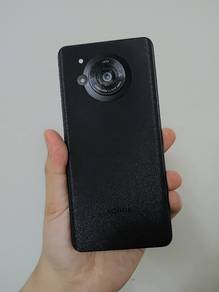 Sharp Aquos R7 (12GB RAM / 256GB) – 1-Inch Leica
