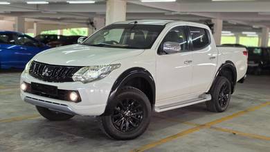 Mitsubishi Triton VGT A/T PREMIUM in Bandar Puteri Puchong, SGR