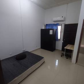 Room in Petaling Jaya, SGR