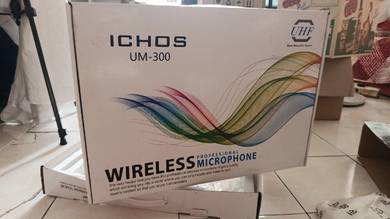 UHF ICHOS UM-300 Wireless Microphone 