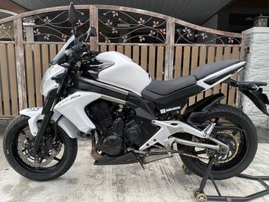 Kawasaki ER-6n