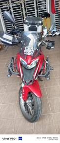 Benelli TRK 251 SE