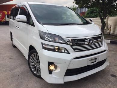 Toyota Vellfire Z GOLDEN EYES in Petaling Jaya, SGR