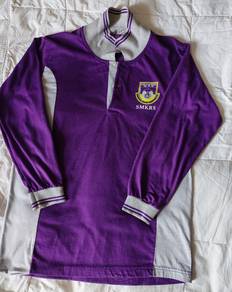 Baju sukan  sekolah dan baju rumah sukan sekolah