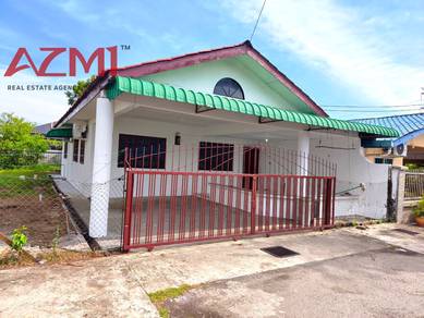 Semi-Detached House For Sale in Miri,SWK