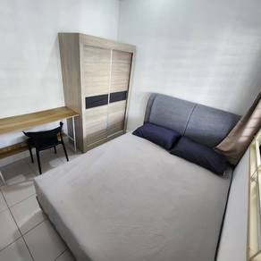 Room in Setia Alam, SGR