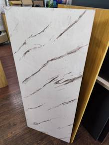 Meja Lipat Putih