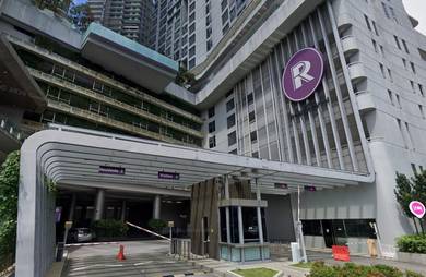 Condominium For Sale in The Robertson