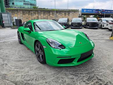Porsche Cayman 718 in City Centre, KUL