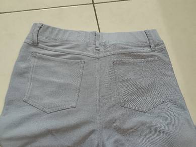 Scar Pants L grey black color