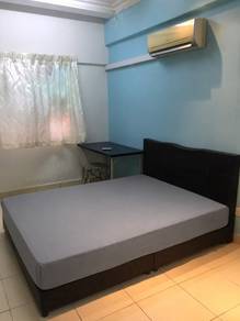 Room in Serdang, SGR