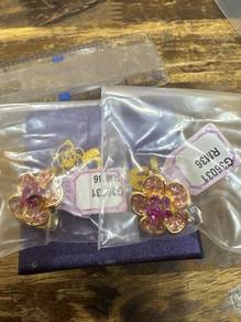 Ozel Baby Brooch 1.5cm x 2pcs with box & tag