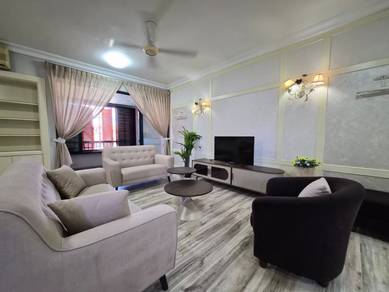 Condominium For Rent in Bellisa Court