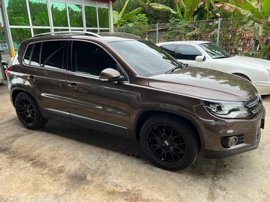 Volkswagen Tiguan TSI 4MOTION in Labis, JHR