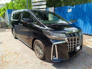 Toyota Alphard EXECUTIVE LOUNGE in Desa Petaling, KUL