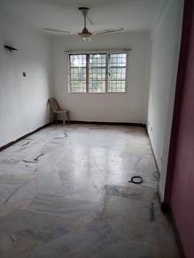 Flat For Sale in Flat PKNS Seksyen 7 Shah Alam