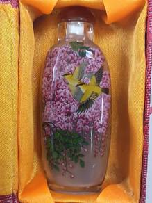 花鸟纹鼻烟壶带盒 | Floral & Bird Snuff Bottle with Box
