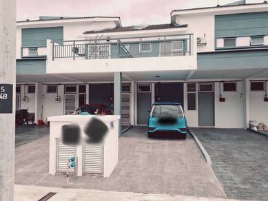 Townhouse For Sale in Puncak Alam,SGR