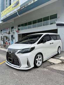 Toyota Alphard in Kuantan, PHG