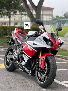 Yamaha YZF-R1