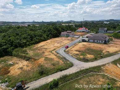 Residential Land in Semenyih, SGR