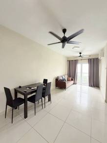 Condominium For Rent in Koi Suites Condominium