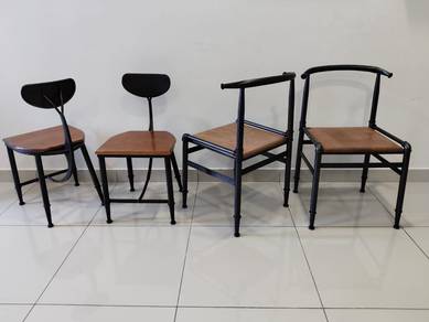 Metal Frame Dining Chair with Wooden seat
