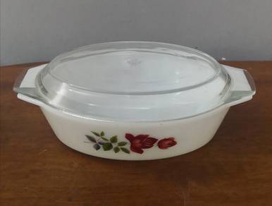 Pyrex june rose oval bowl