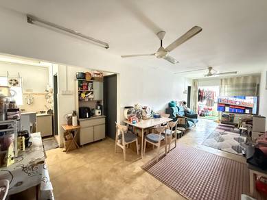 Condominium For Sale in Ketumbar Heights