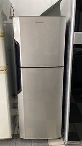 Refrigerator Peti Sejuk Panasonic Silver 2 Pintu