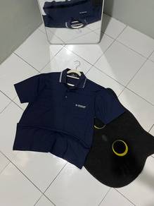 Half polo button