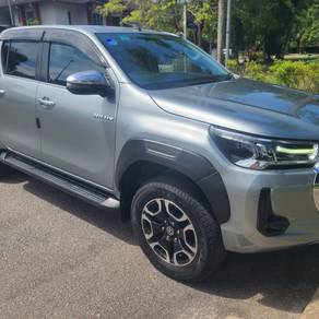 Toyota Hilux DOUBLE CAB 2.4V (AT) 4X4 in Bangi, SGR