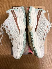 skechers trail shoes