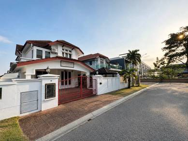 Semi-Detached House For Sale in Tebrau,JHR