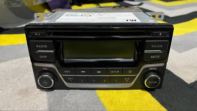 Radio dan casing nissan almera n17
