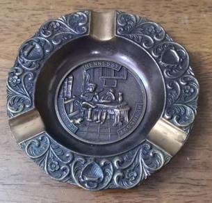 Ash tray tembaga copper Hennessy ashtray