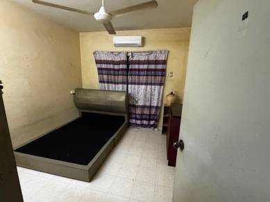 Room in Seremban 2, NSN
