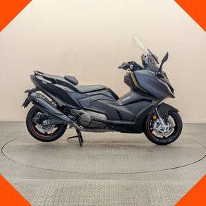 Kymco AK 550