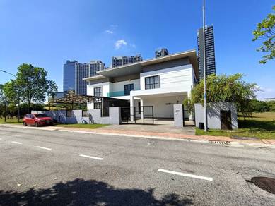 Bungalow House For Sale in Setia Alam,SGR