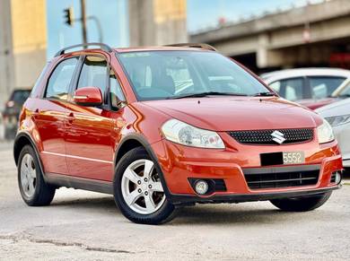 Suzuki SX4 CROSSOVER PREMIER in Puchong, KUL
