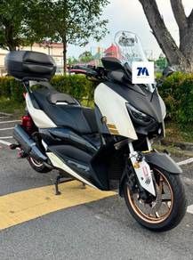 Yamaha XMAX