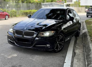 BMW 320i 20i EXECUTIVE (CKD) in Salak Selatan, KUL