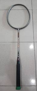 Raket Yonex
