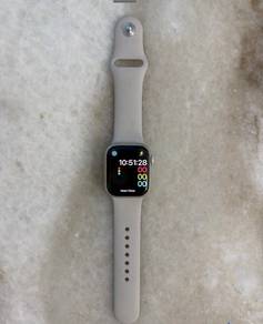 Apple Watch Series 8 41mm Starlight Aluminium